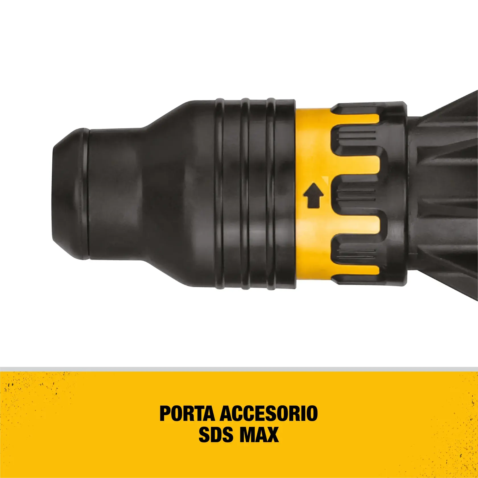 Primer plano de un porta accesorio SDS Max de DEWALT, mostrando el mecanismo de fijación negro y amarillo con una flecha direccional. La etiqueta debajo dice: 'PORTA ACCESORIO SDS MAX' sobre un fondo amarillo.