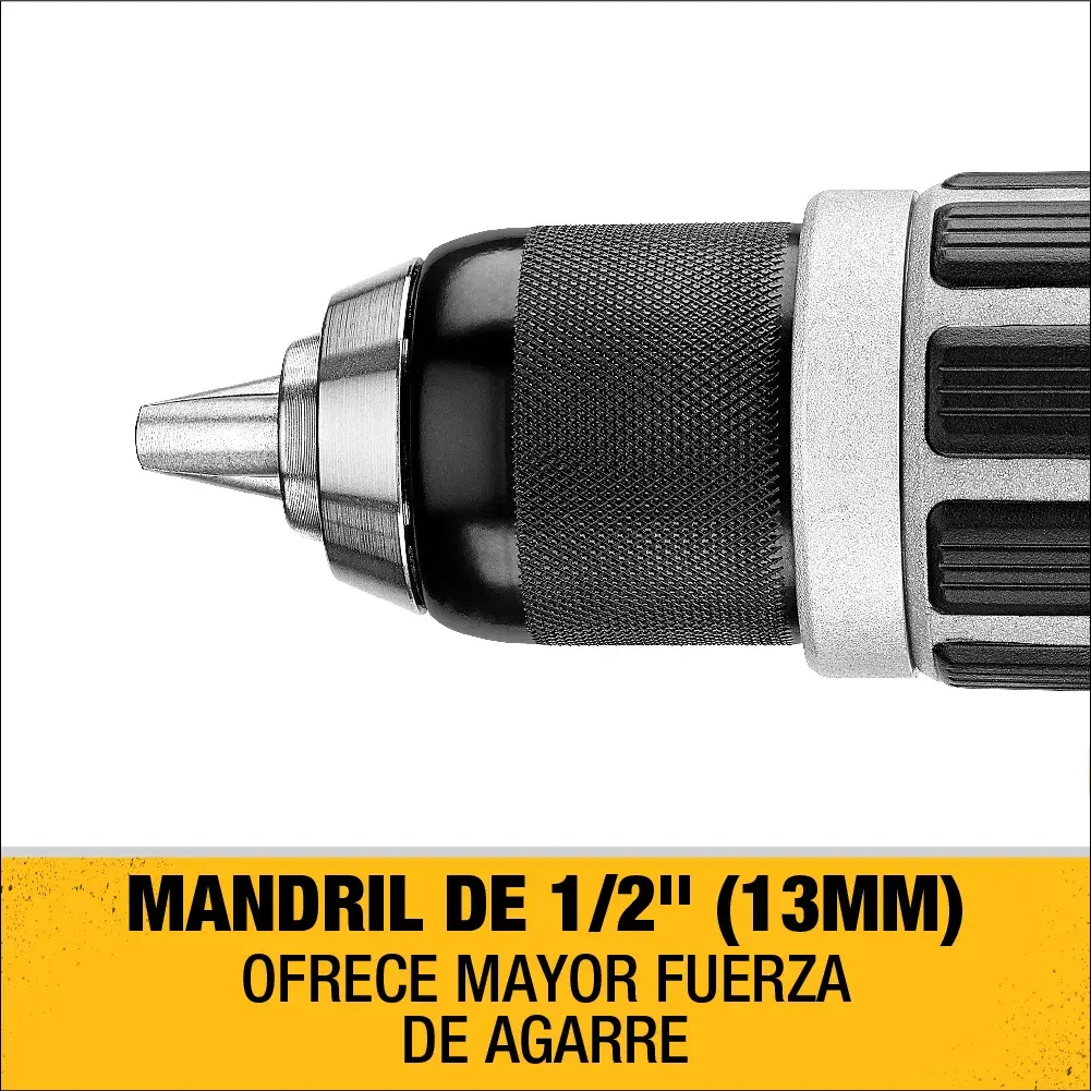 Primer plano de un mandril de taladro DEWALT, mostrando el tamaño de 1/2 pulgada (13 mm), resaltado con una franja amarilla que indica que ofrece mayor fuerza de agarre.